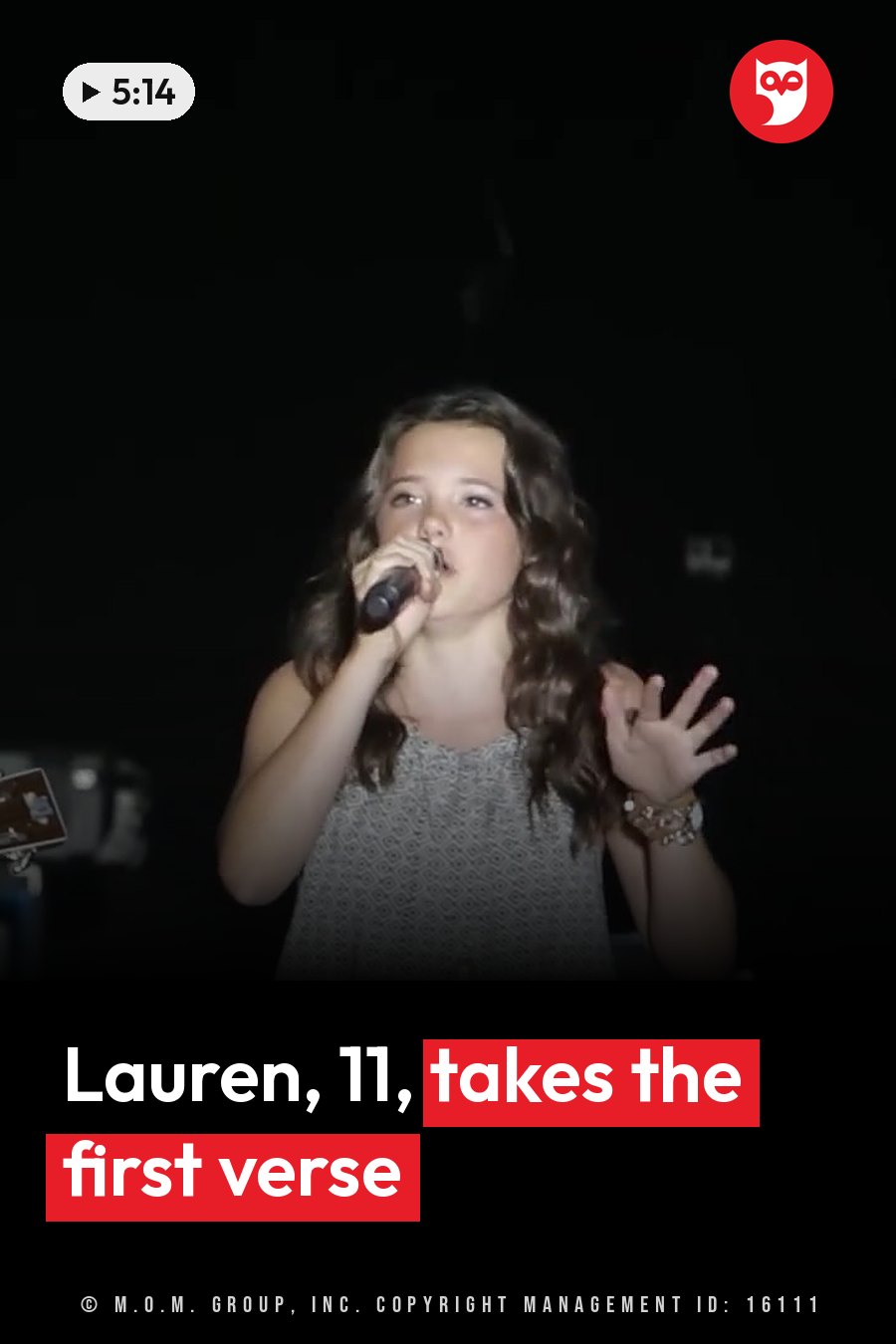 Lauren Spencer-Smith, with curly hair, sings into a microphone and gestures with her other hand against a dark background. A headline runs in white letters across the lower third.